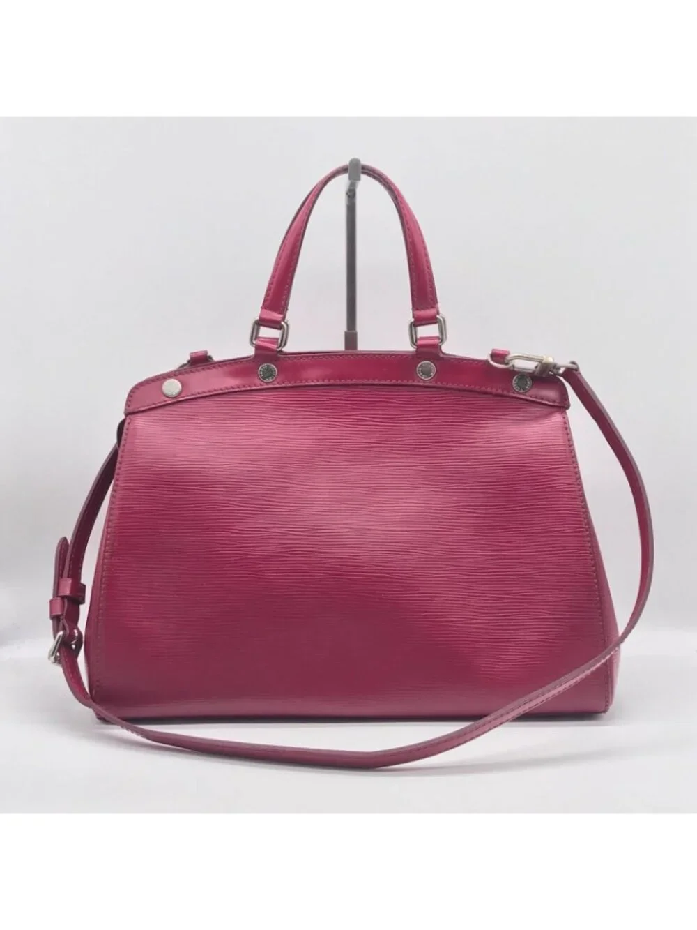 Louis Vuitton item status